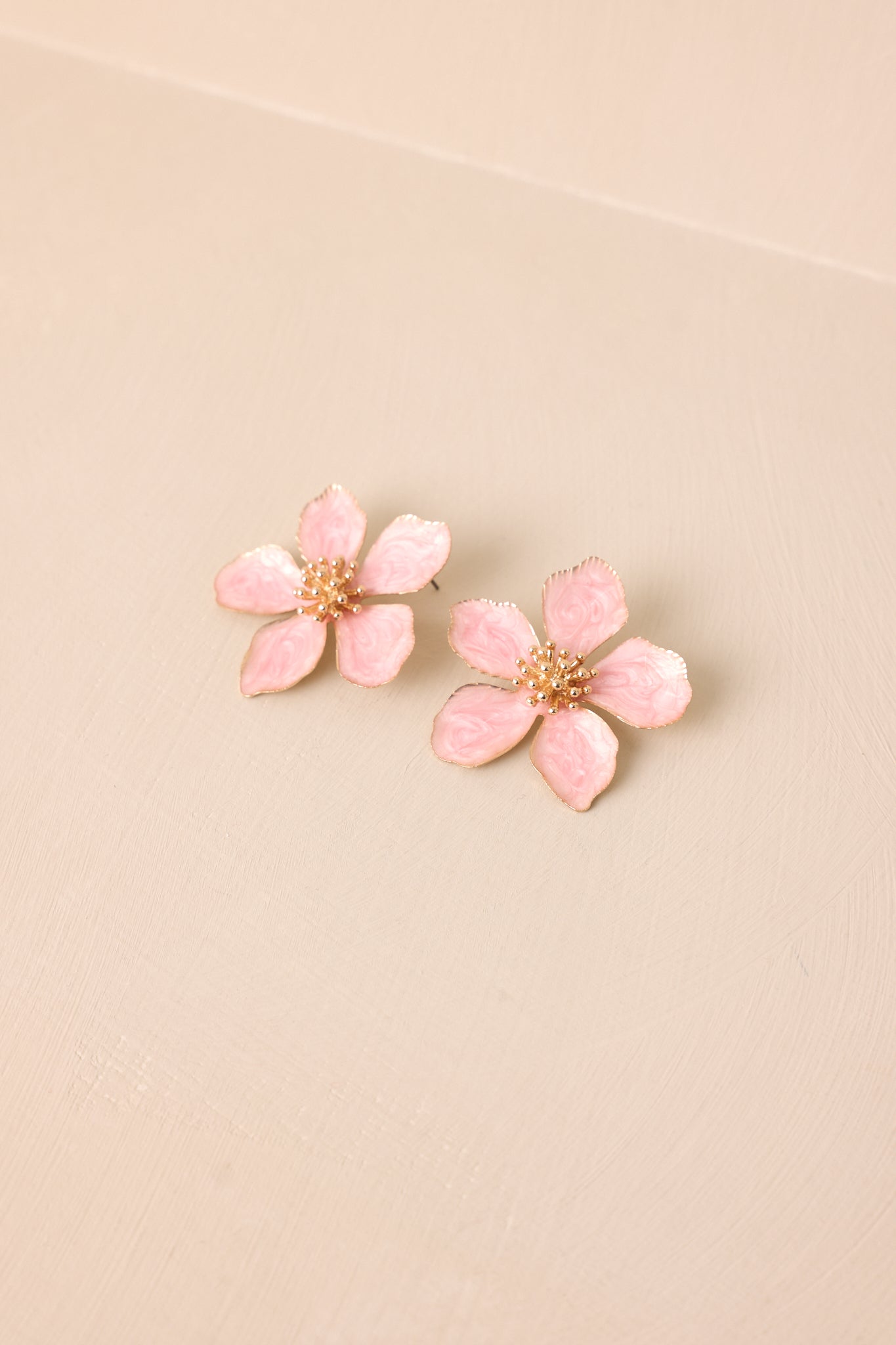 Rooftop Garden Light Pink Pearlescent Flower Earrings