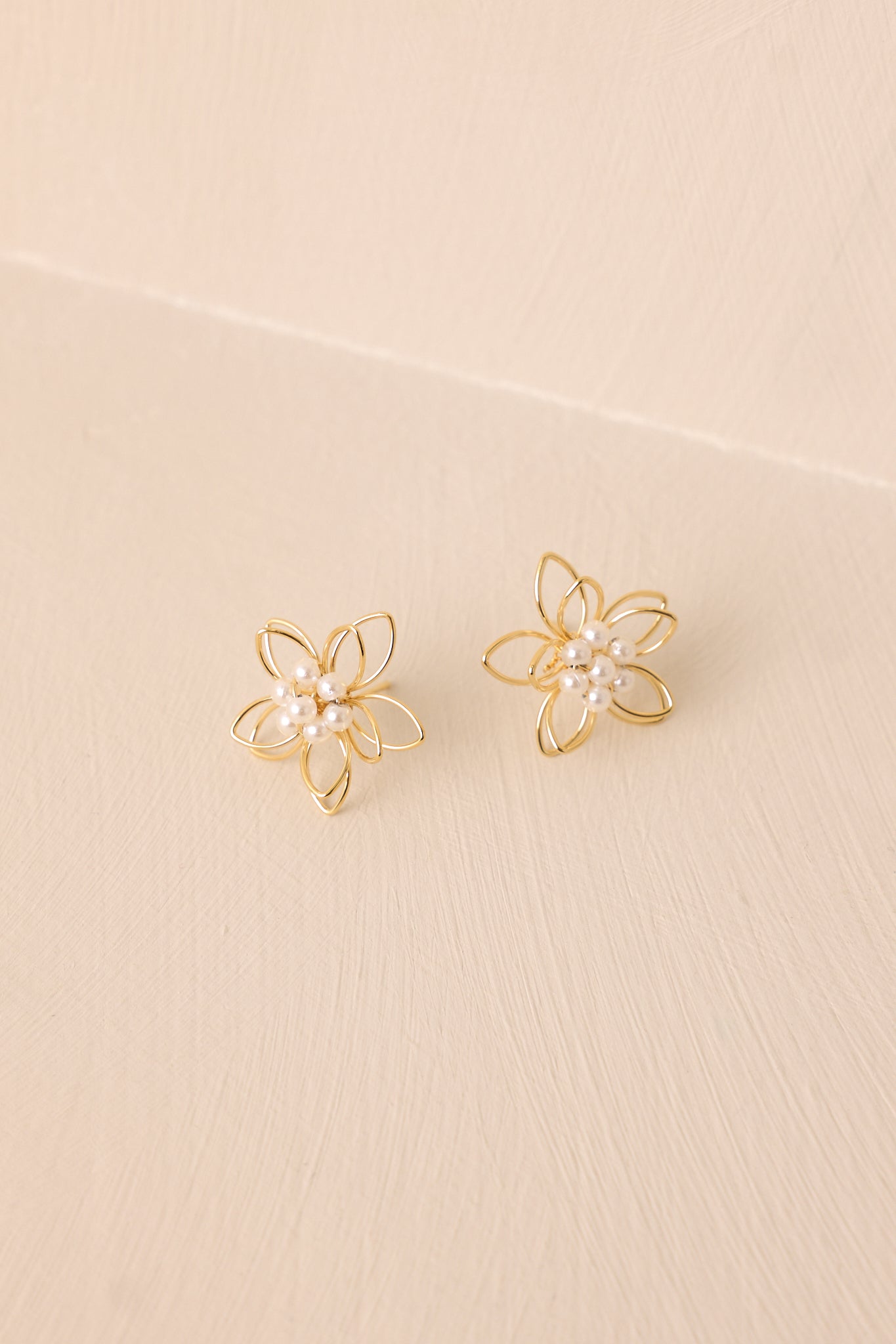 Honeybee's Delight Gold & Ivory Pearl Flower Earrings