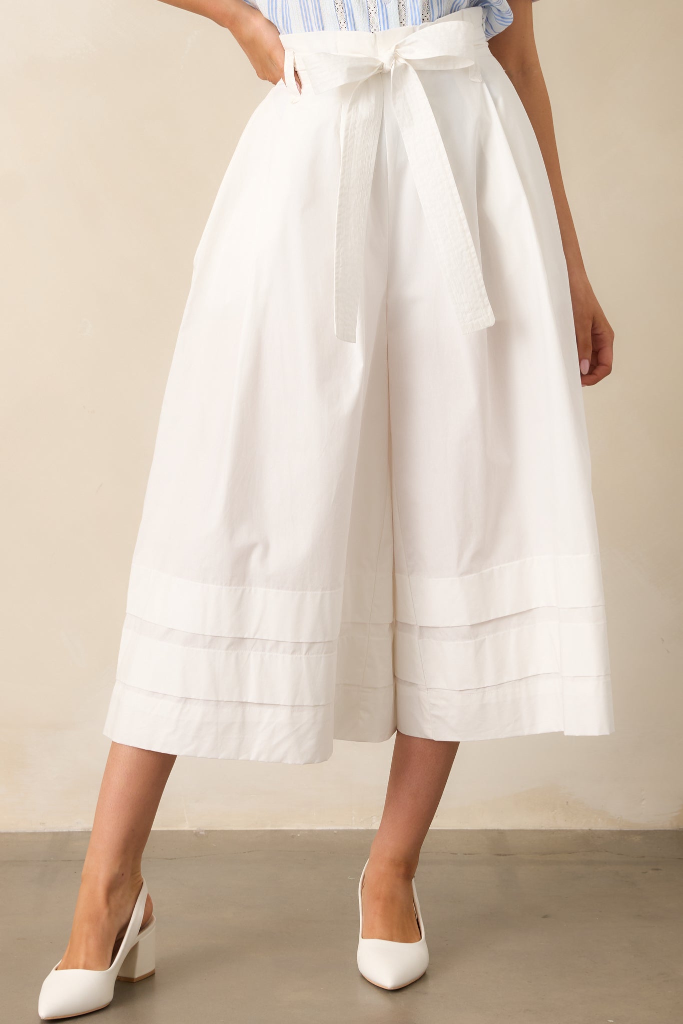 Glimpse In Time Cotton White Palazzo Pants