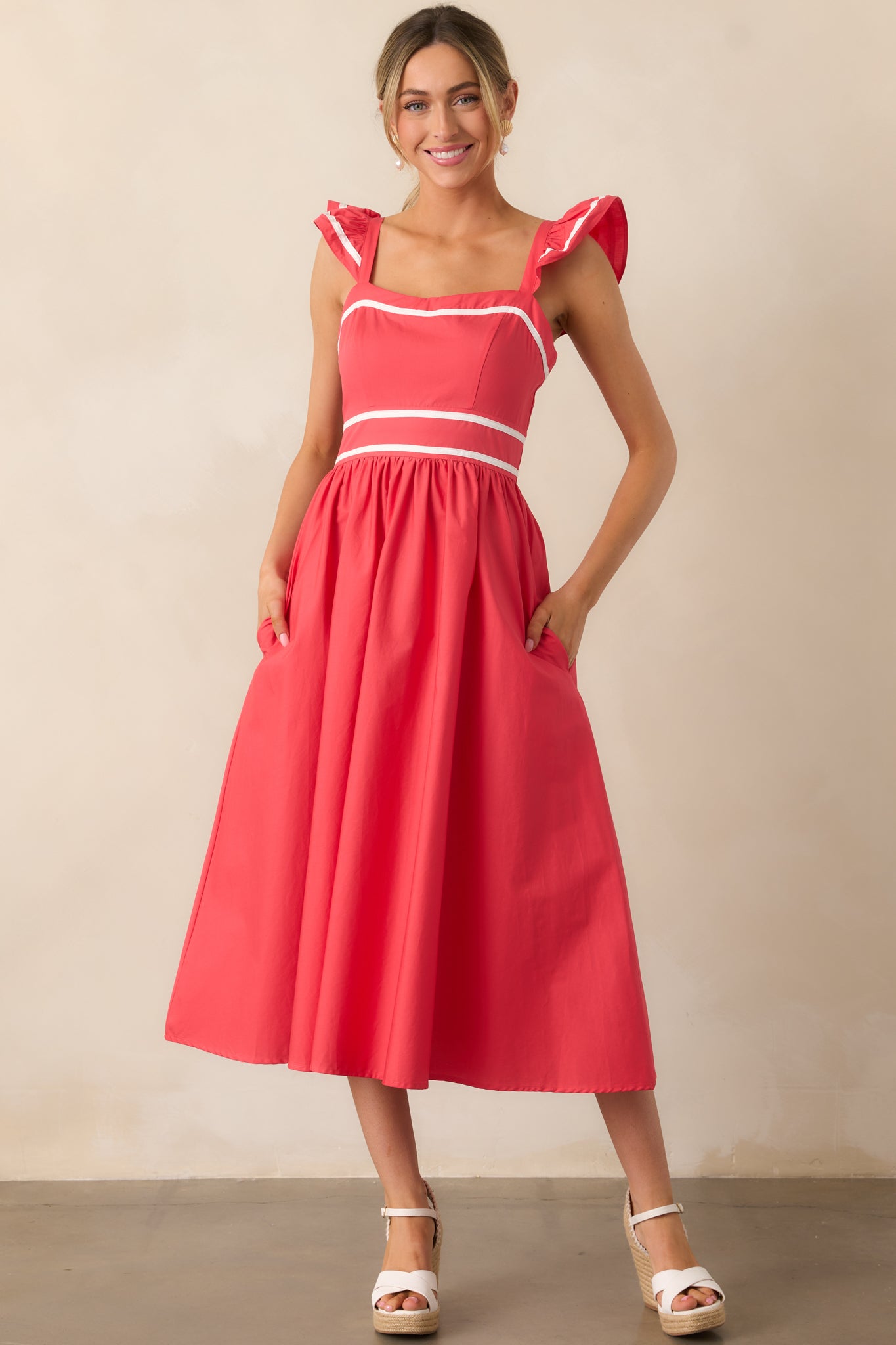 Exploring New Cities Tomato Red Cotton Midi Dress