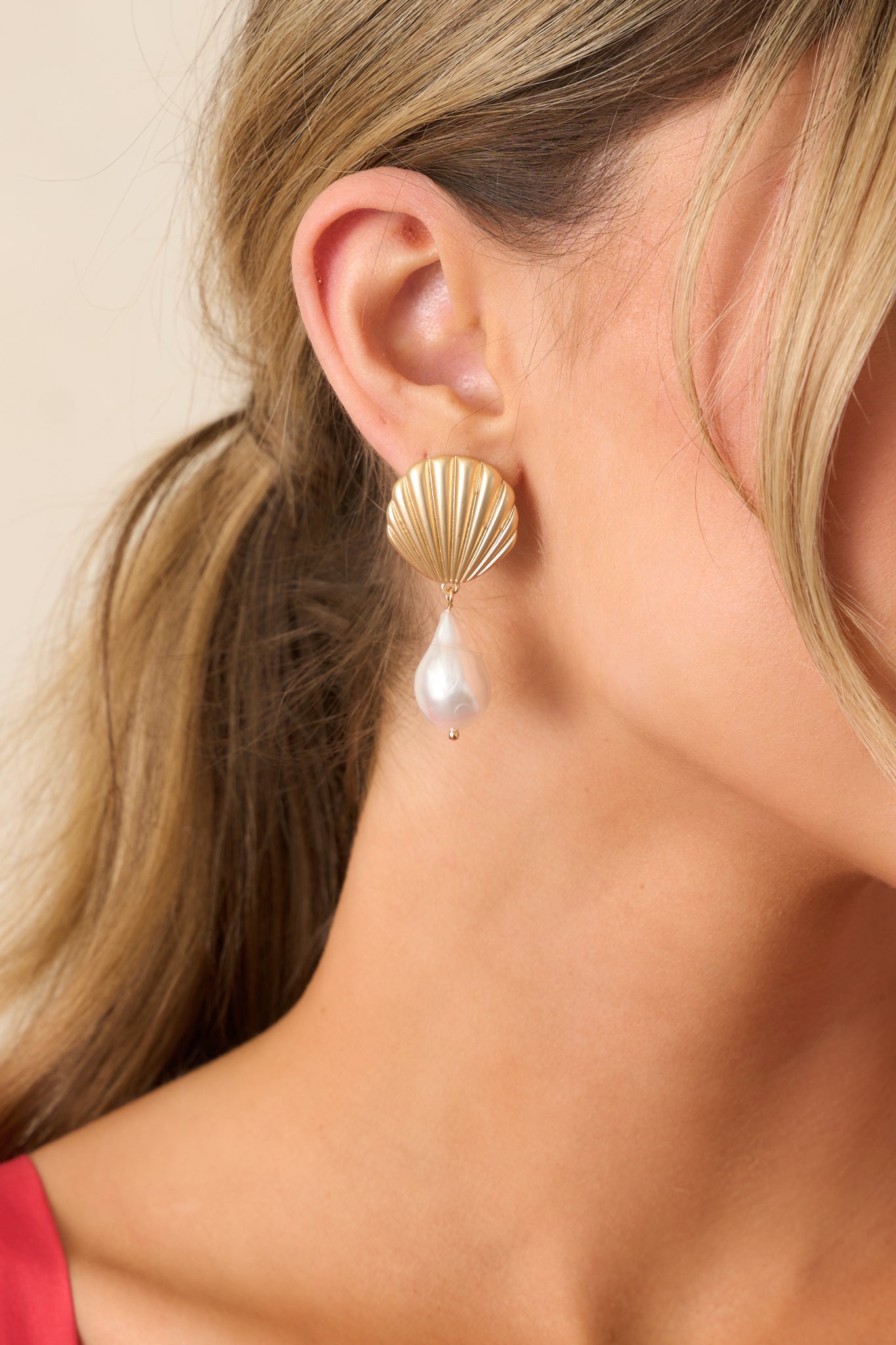 Seashell Sonata Gold and Ivory Pearl Earrings