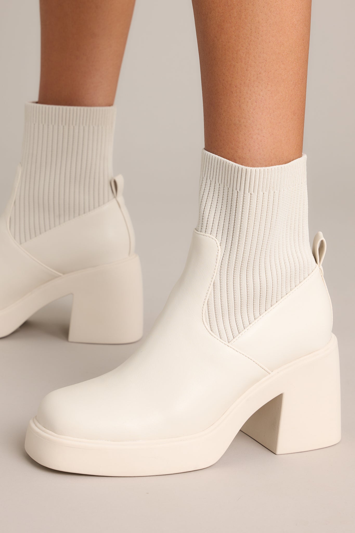 White platform heel orders boots