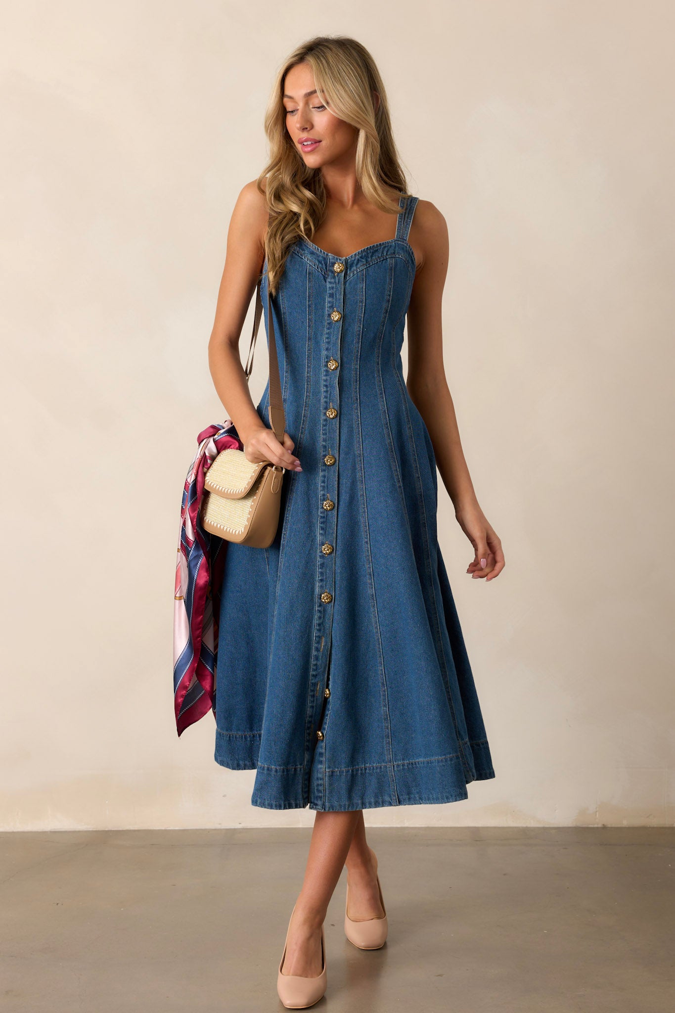 Spaghetti strap denim fashion dress outfit