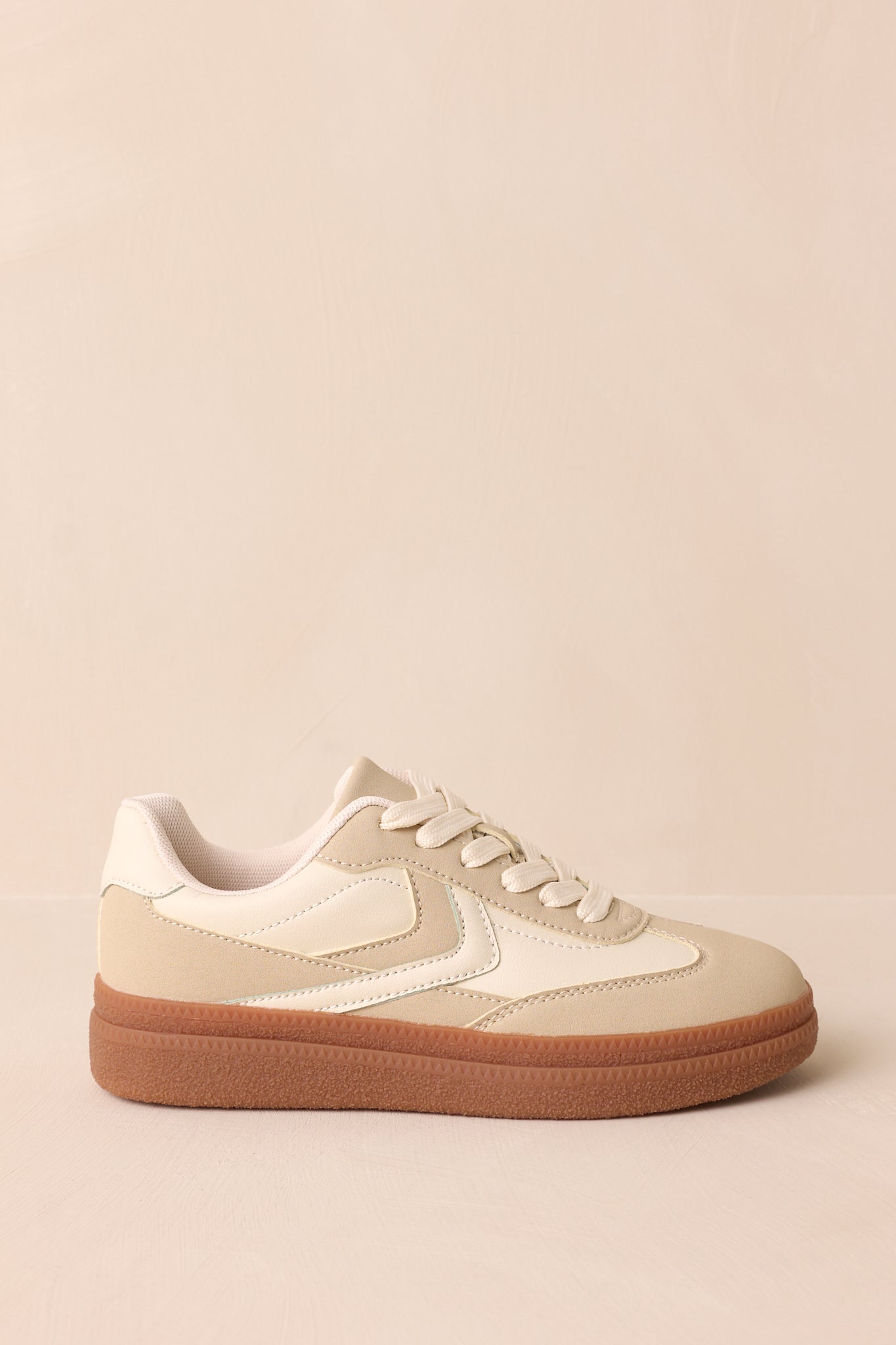 Catching Moments White & Beige Sneaker