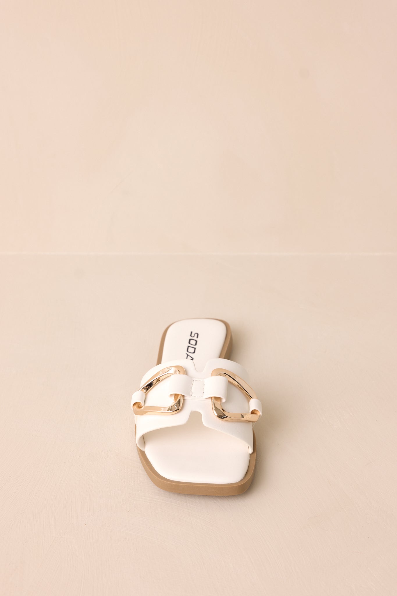 Stepping Stones White & Gold Sandals