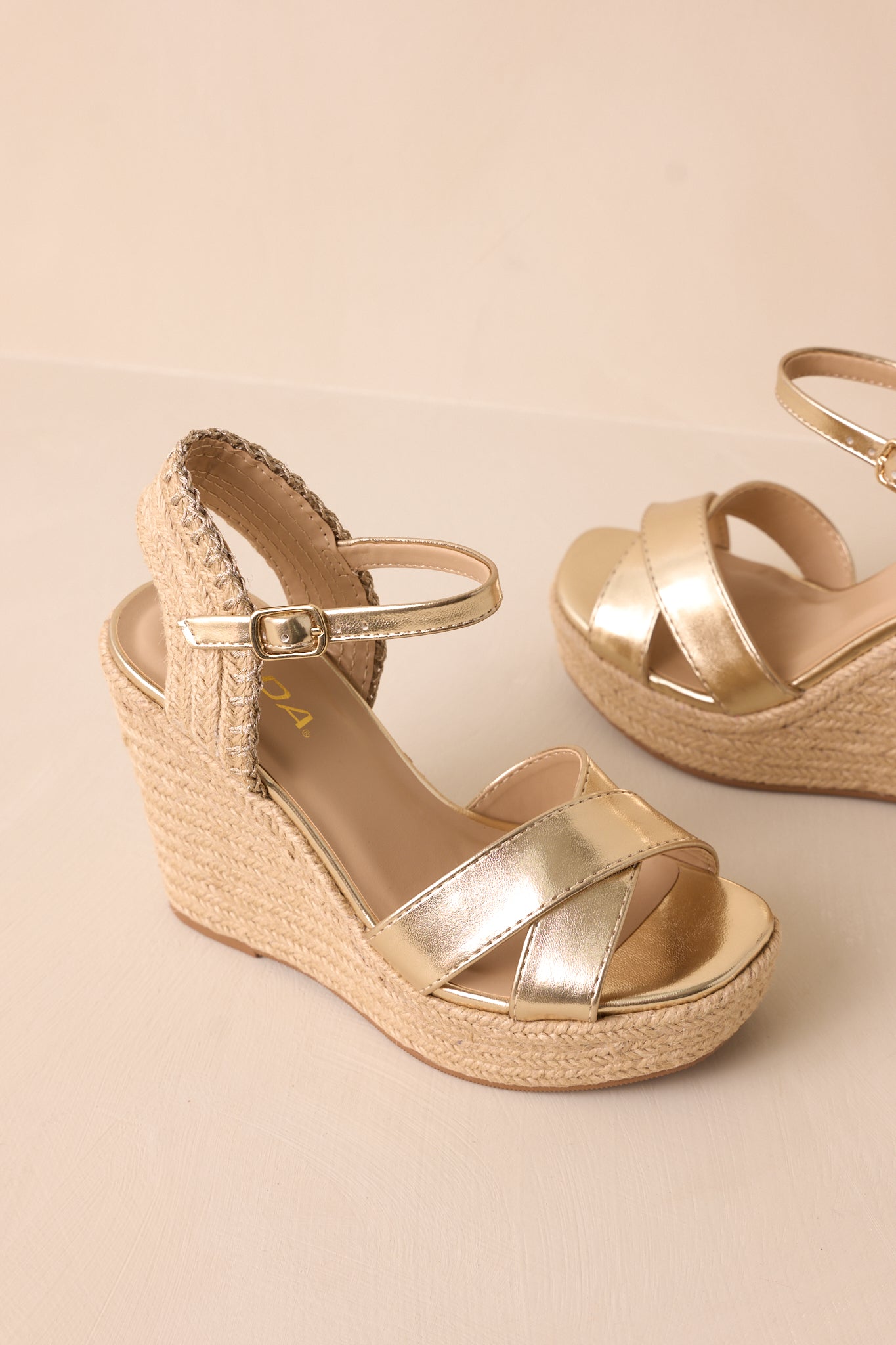 Lovely Steps Gold Platform Wedges