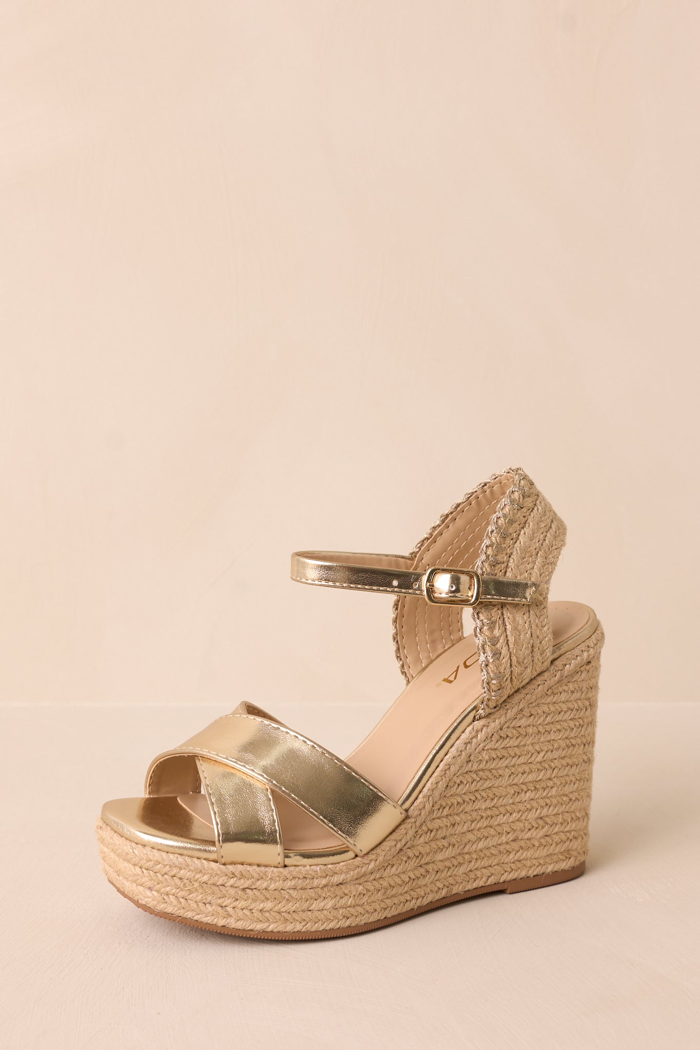 Lovely Steps Gold Platform Wedges