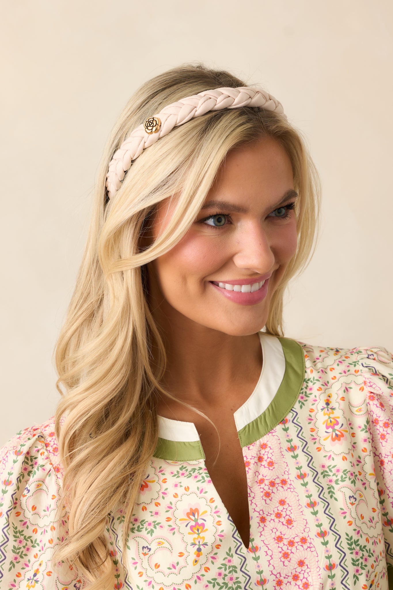 Glowing Rays Beige Braided Headband