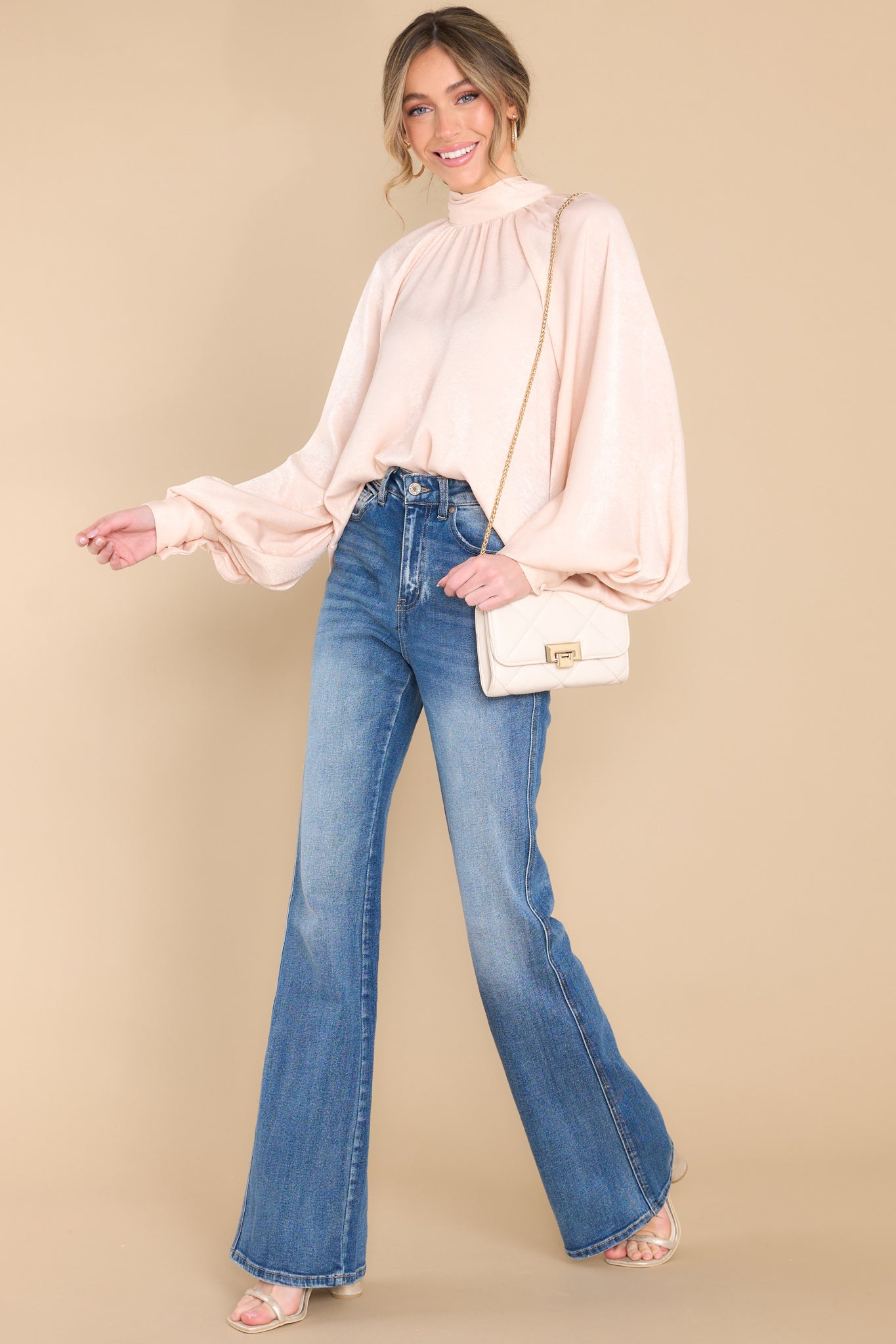 Waiting For The Sun Bells - ultimate high waisted flares and retro tee!  Love this look!