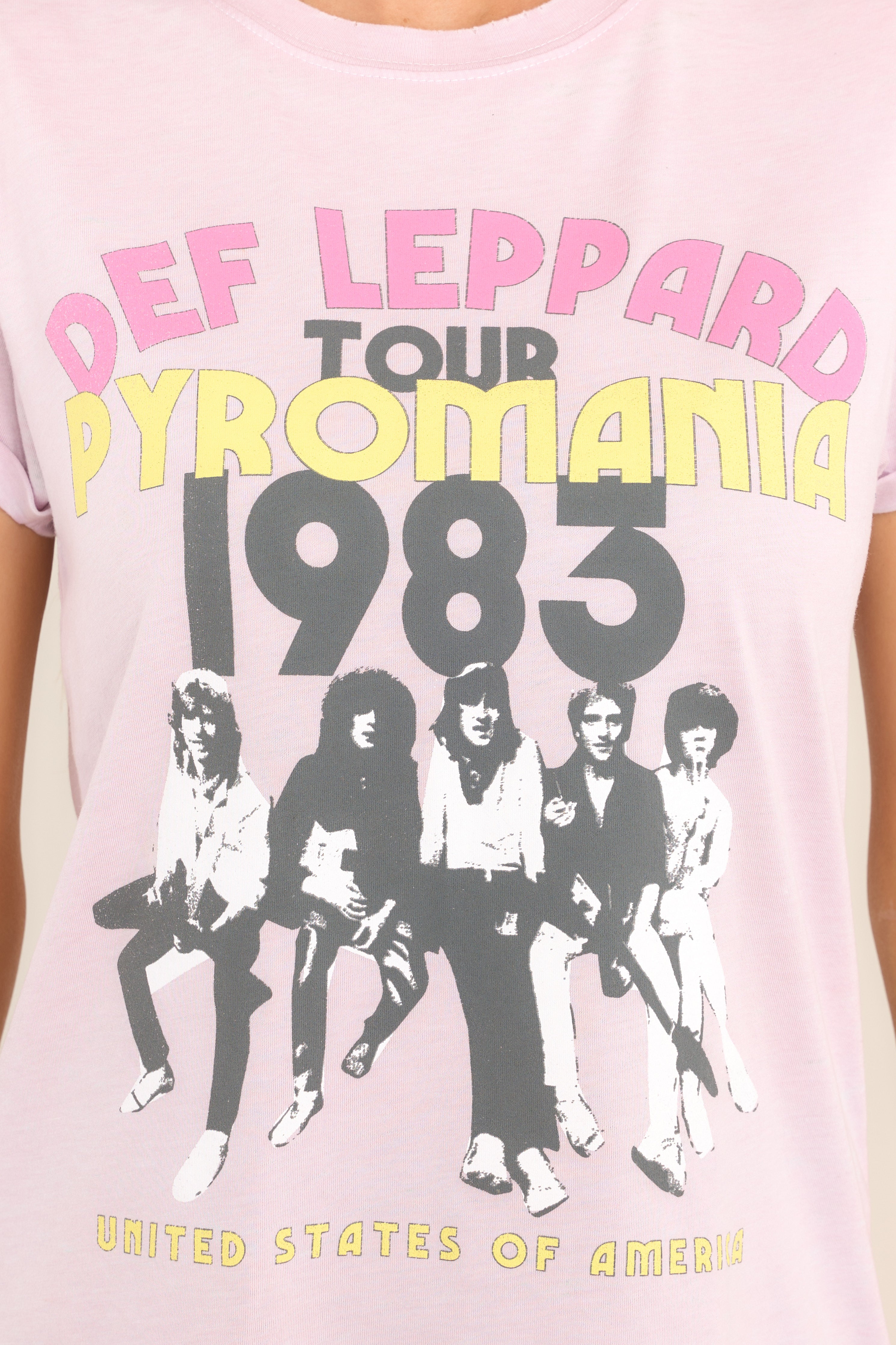 Close up view of this top featuring a graphic that says "DEF LEPPARD PYROMANIA 1983".