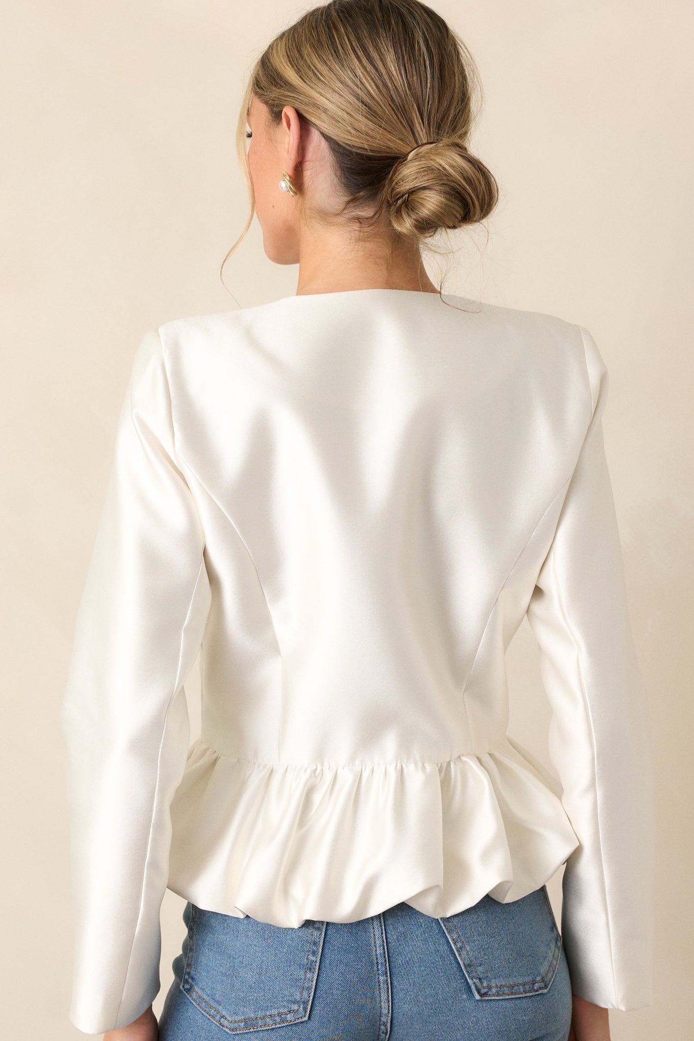 One Step Ahead Ivory Peplum Button Front Top