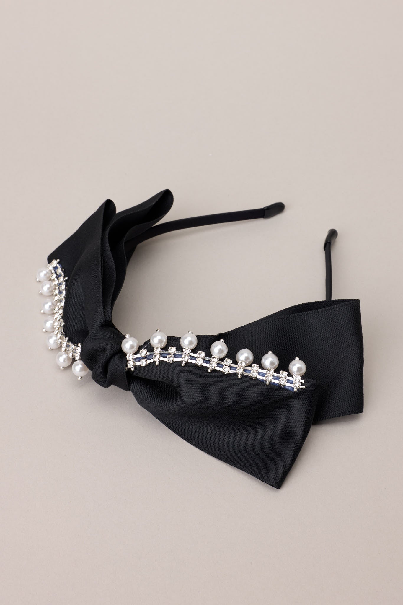 Take My Sweet Time Diamond Pearl Black Bow Headband