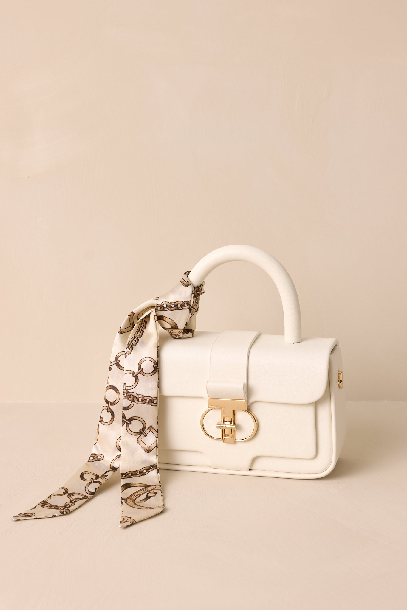 Regal Repose White Handbag