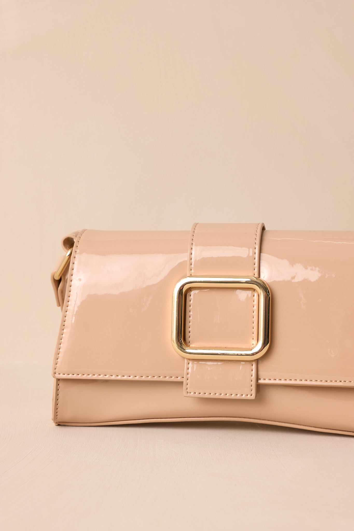 Elegant Allure Beige Glossy Handbag