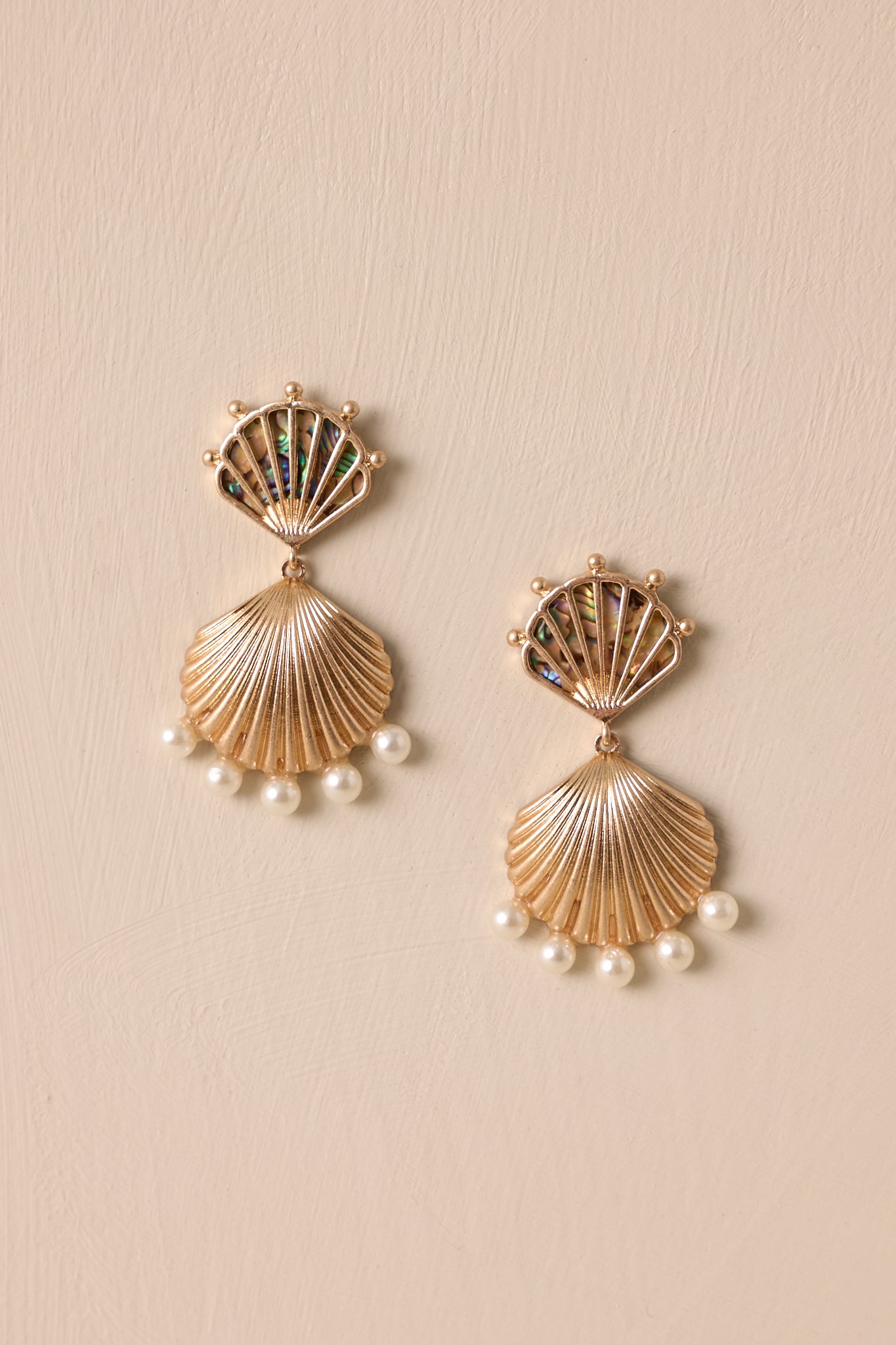 Seashell Radiance Gold Drop Earrings