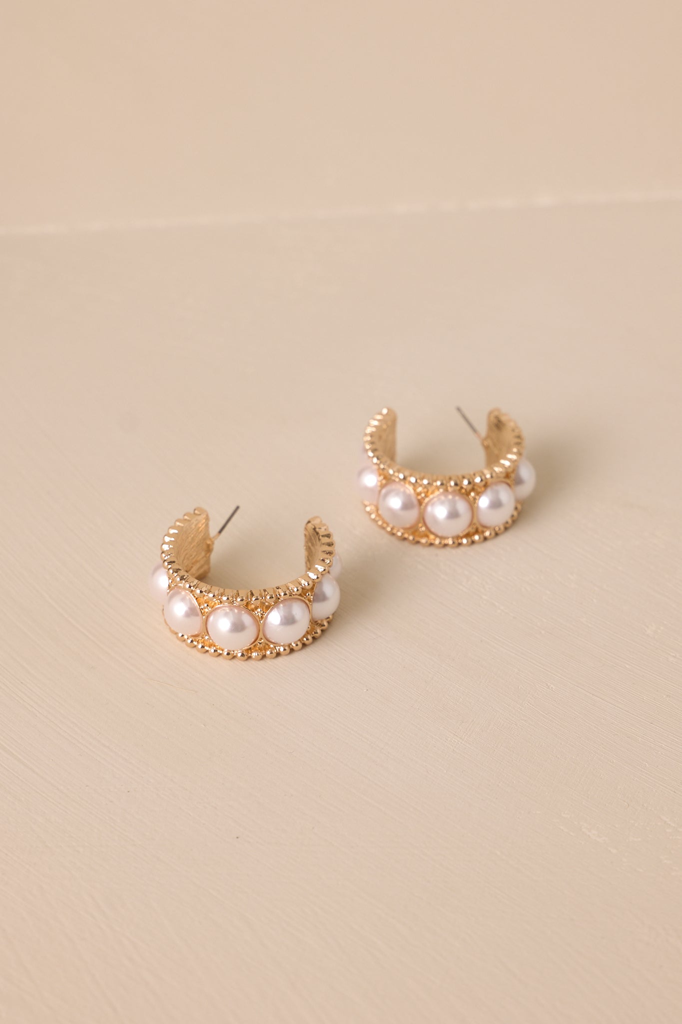 Sunshine Swoop Gold & Ivory Pearl Hoop Earrings