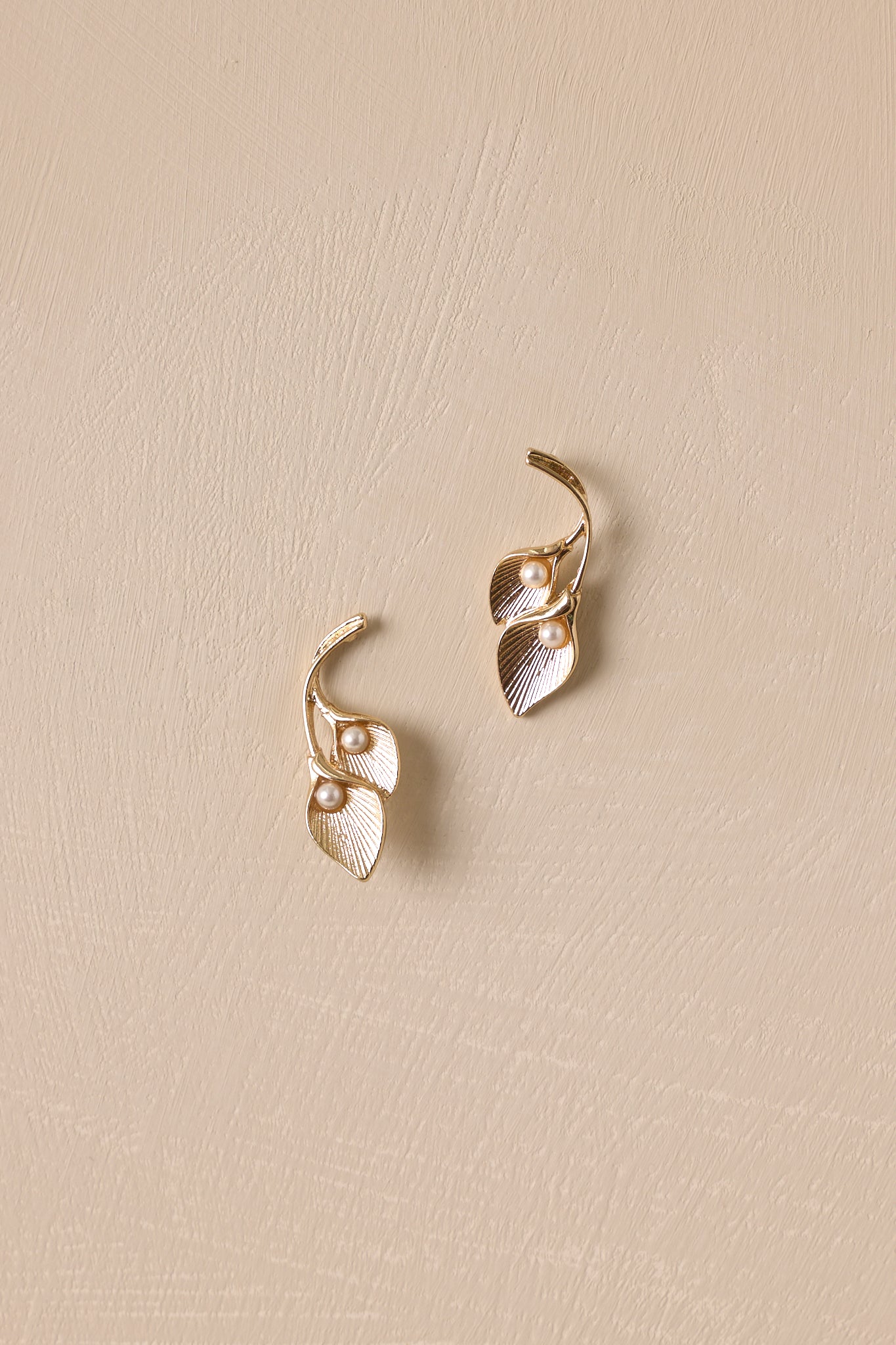 Lovely Day Gold & Ivory Pearl Earrings