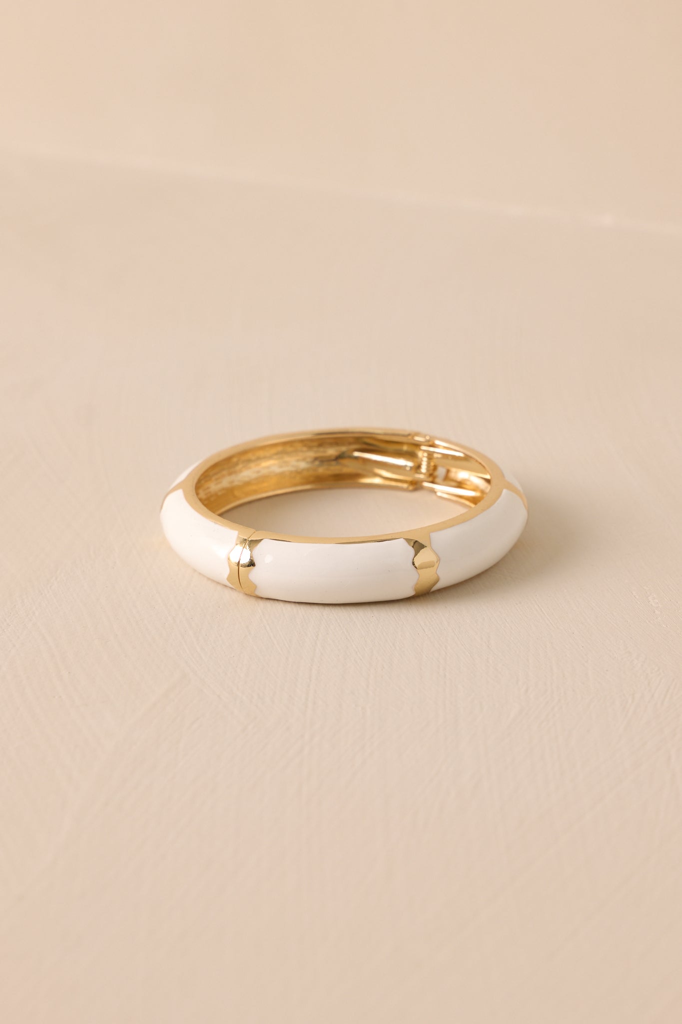 Modern Luxury White Hinged Bracelet