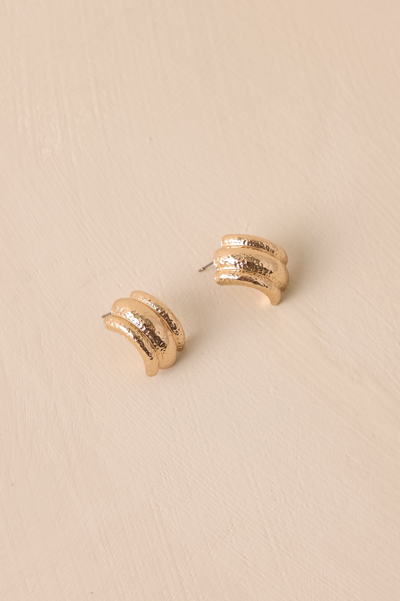 Stunning Aspect Textured Gold Earrings