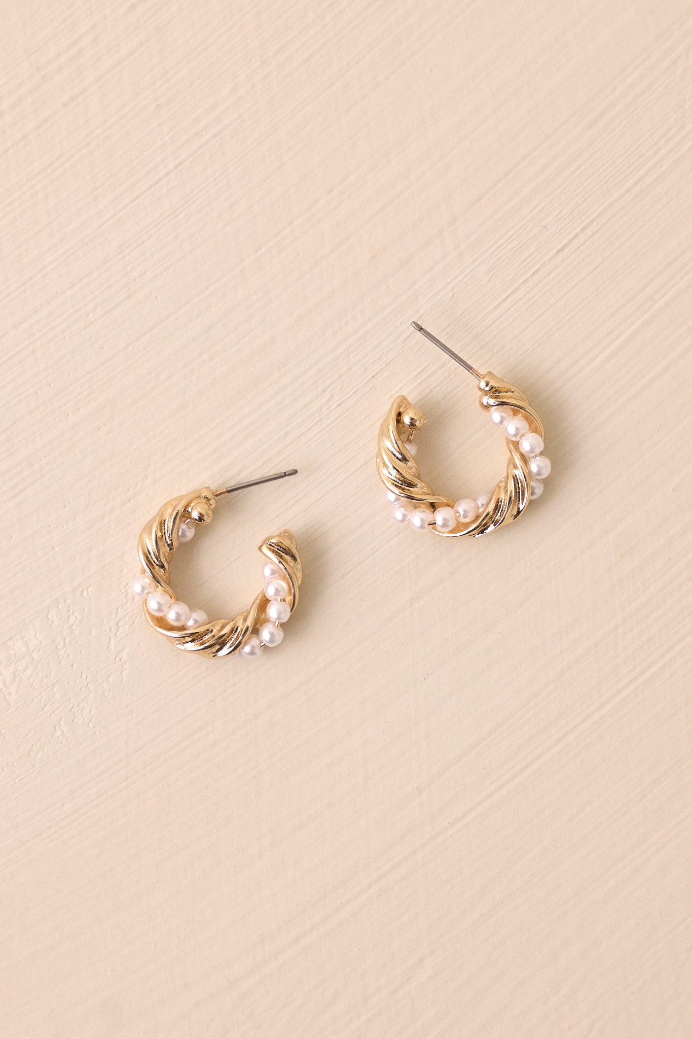 Lunar Tide Gold and Ivory Pearl Spiral Hoop Earrings