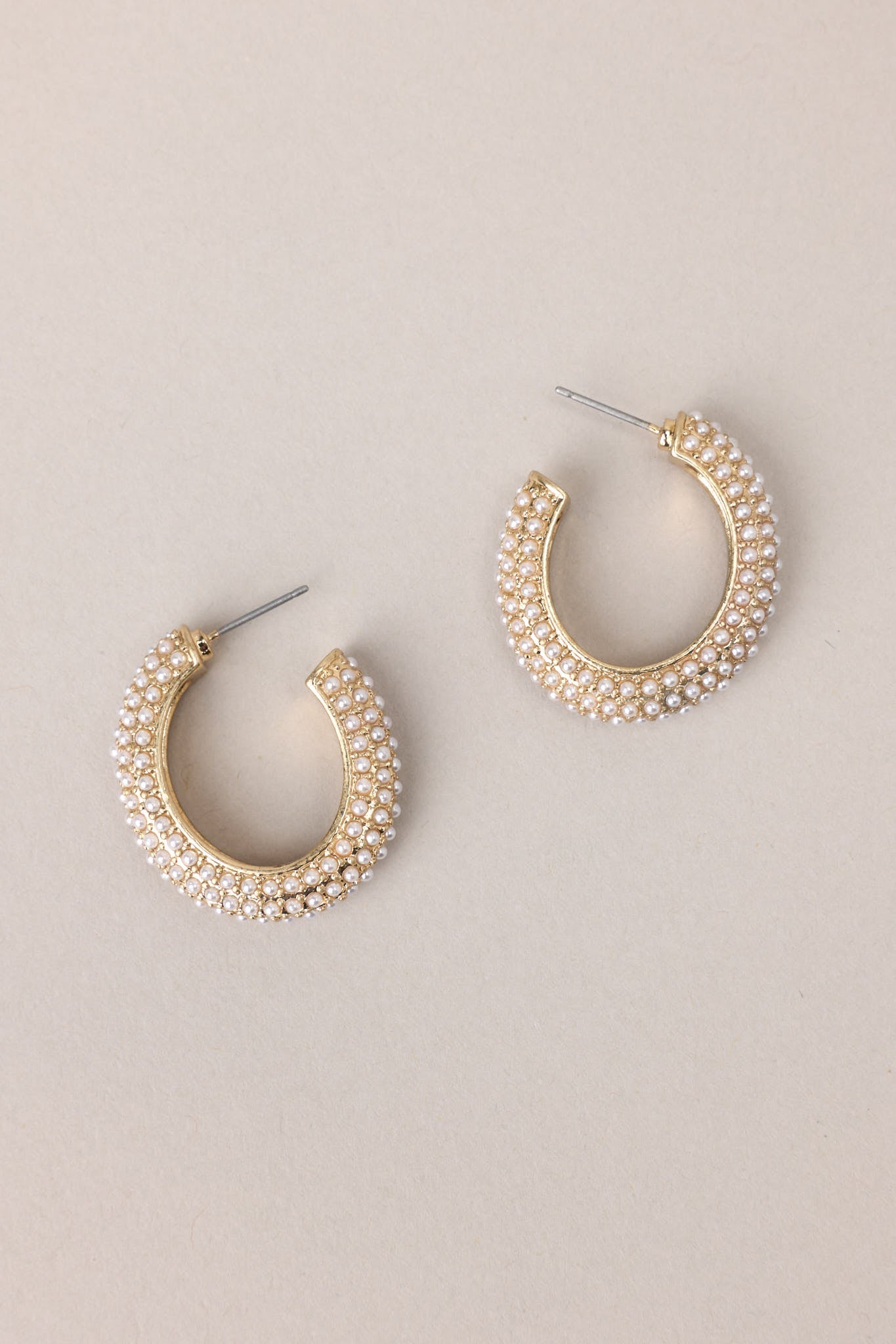 Golden Sands Pearl Hoop Earrings - Red Dress