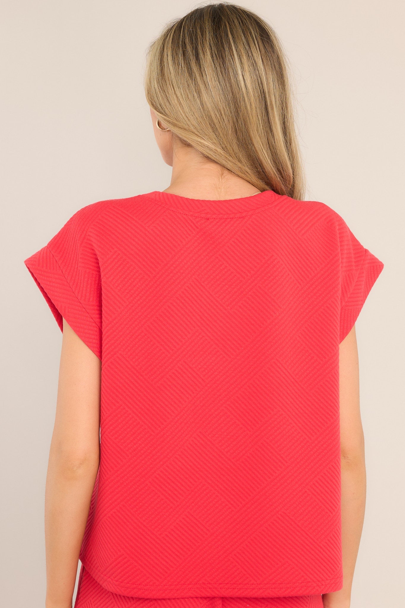 Keep It Creative Red Textured Short Sleeve Top - Red Dress