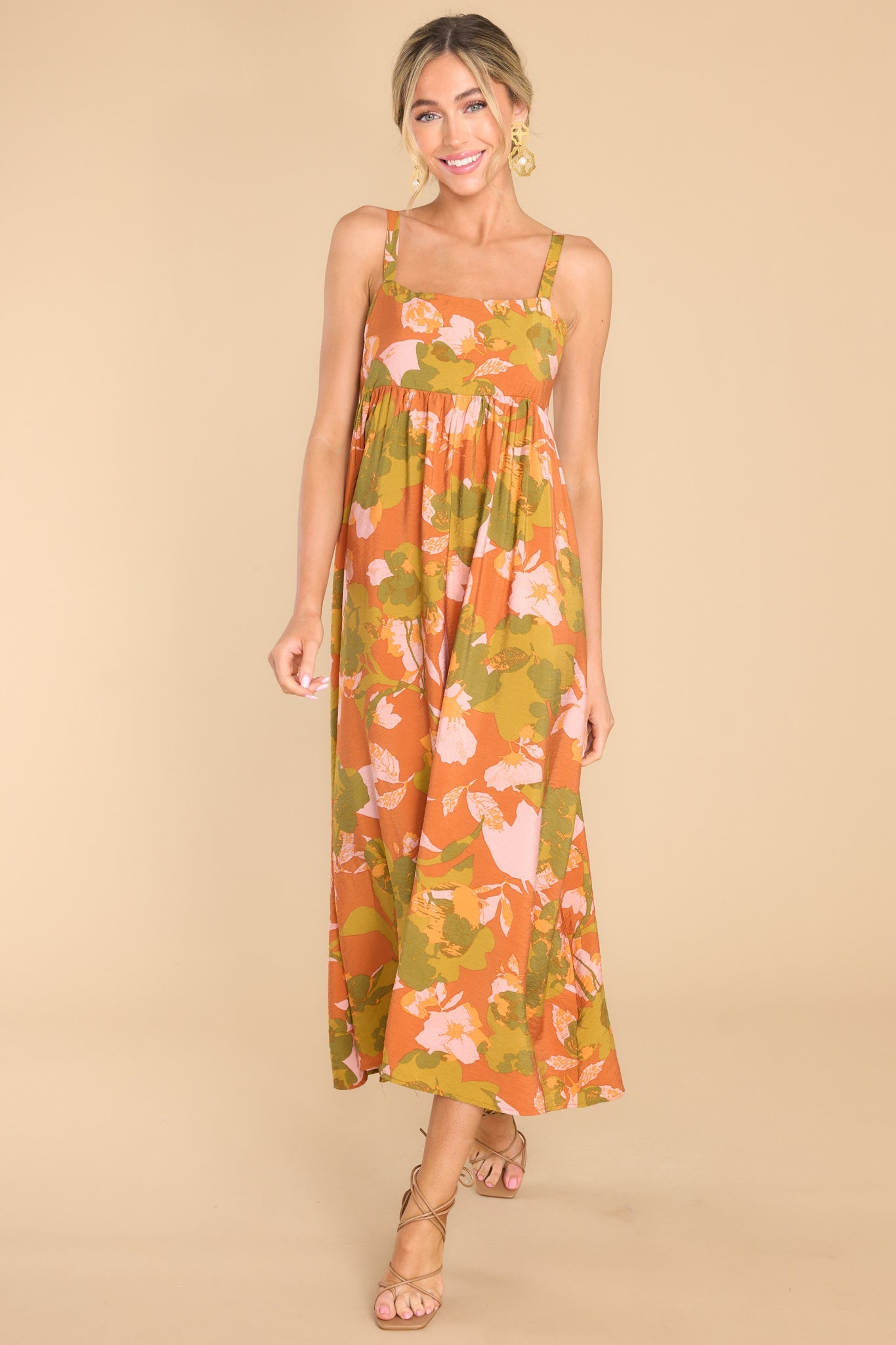 Full body view of this dress that features the floral pattern.