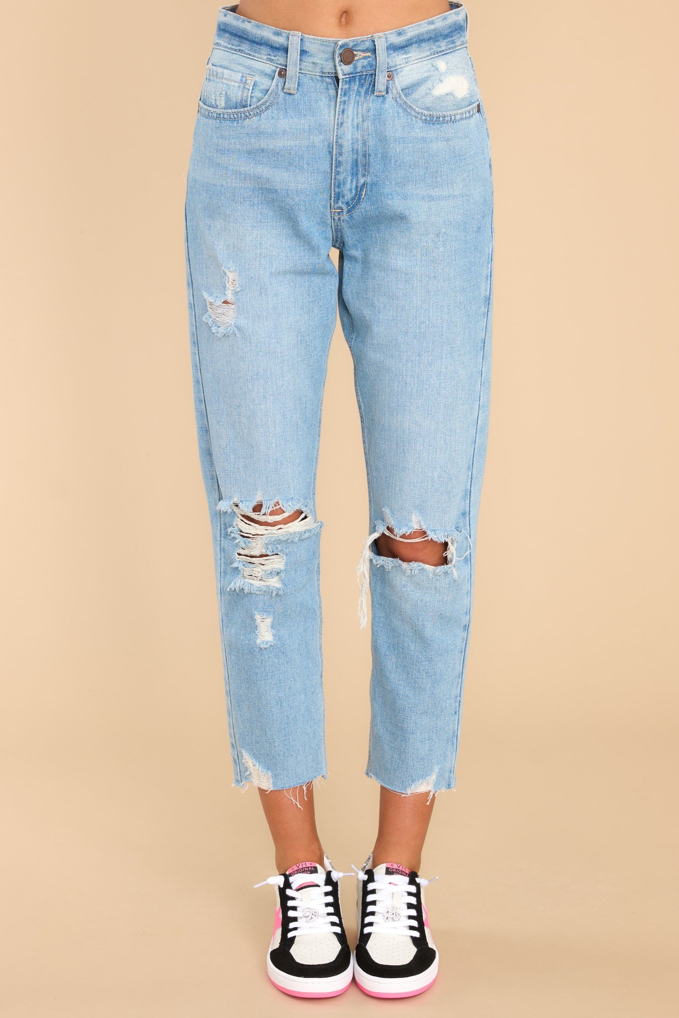 Cute Light Wash Jeans - Distressed Denim