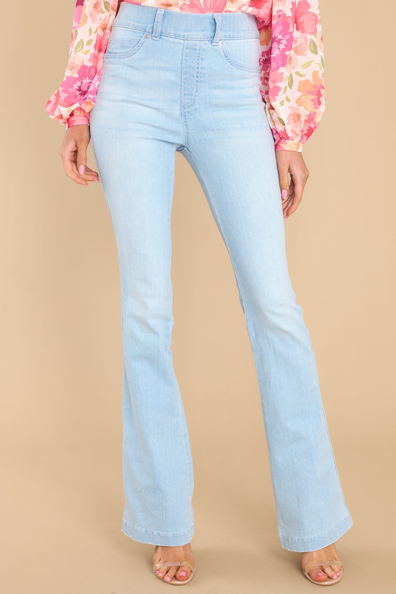 Retro Light Wash Pull On Stretch Flare Jeans