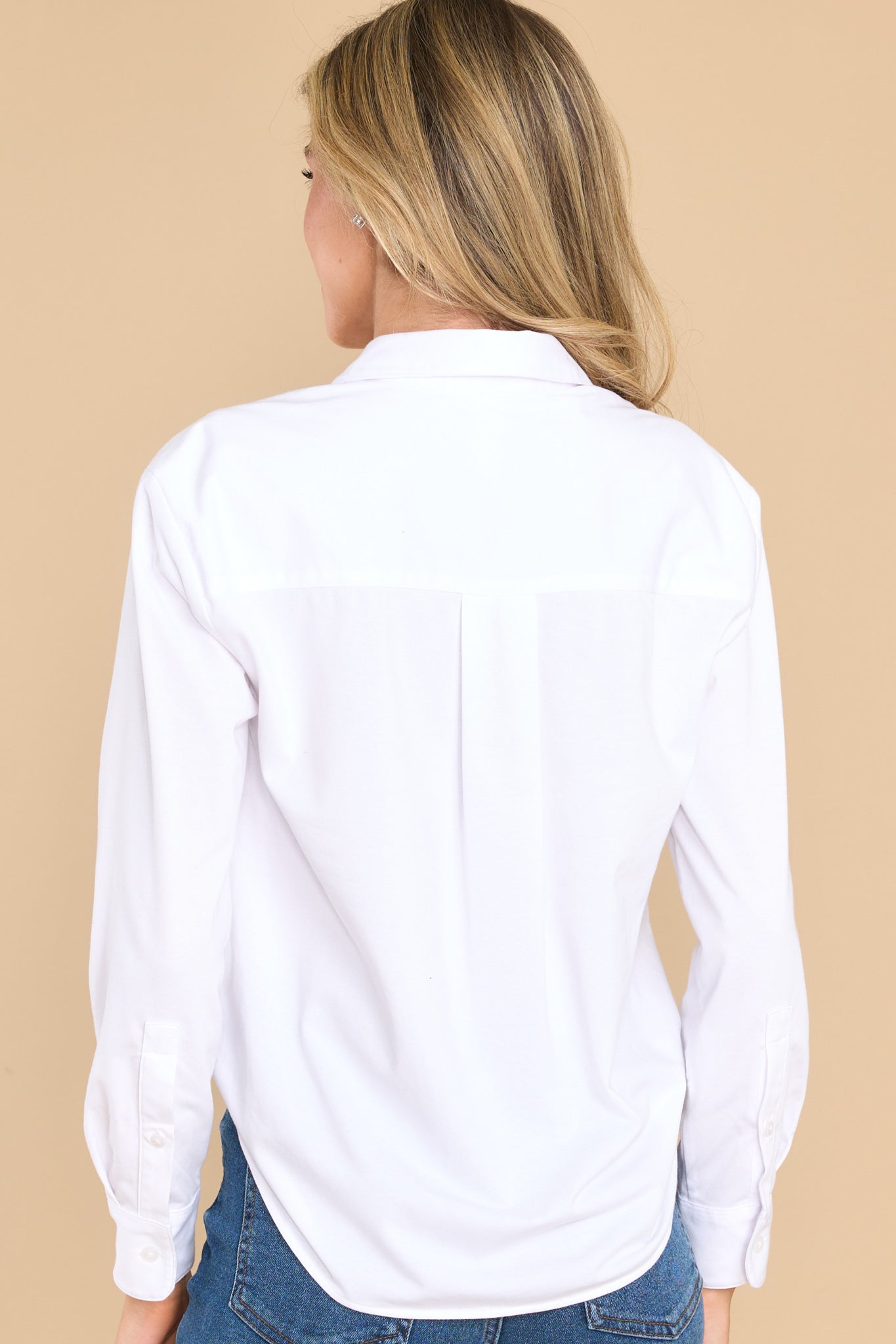 https://www.reddress.com/cdn/shop/products/shaping-button-down-classic-white-bodysuit-602720.jpg?v=1691786658